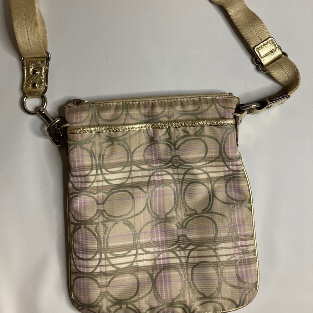 Coach Signature Crossbody Tan Bag. Gem